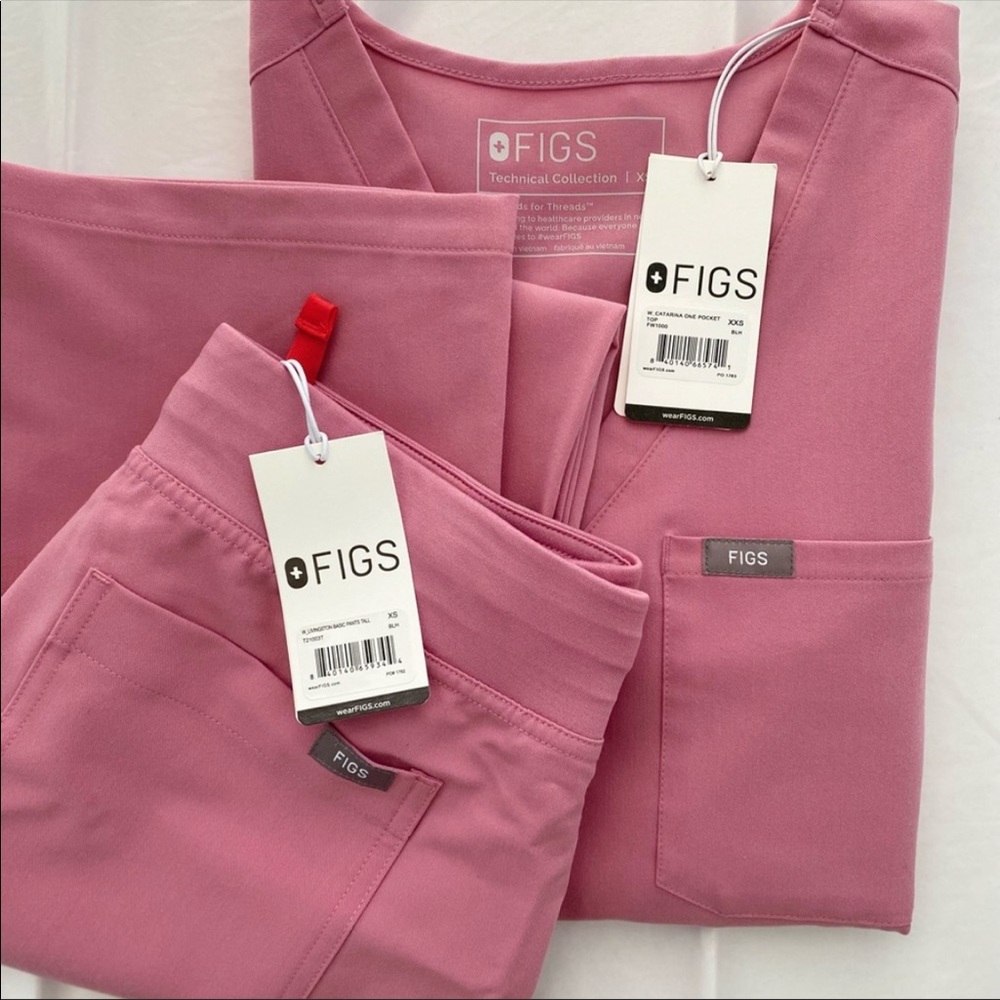 FIGS limited edition “Chalk Pink” Catarina scrub top